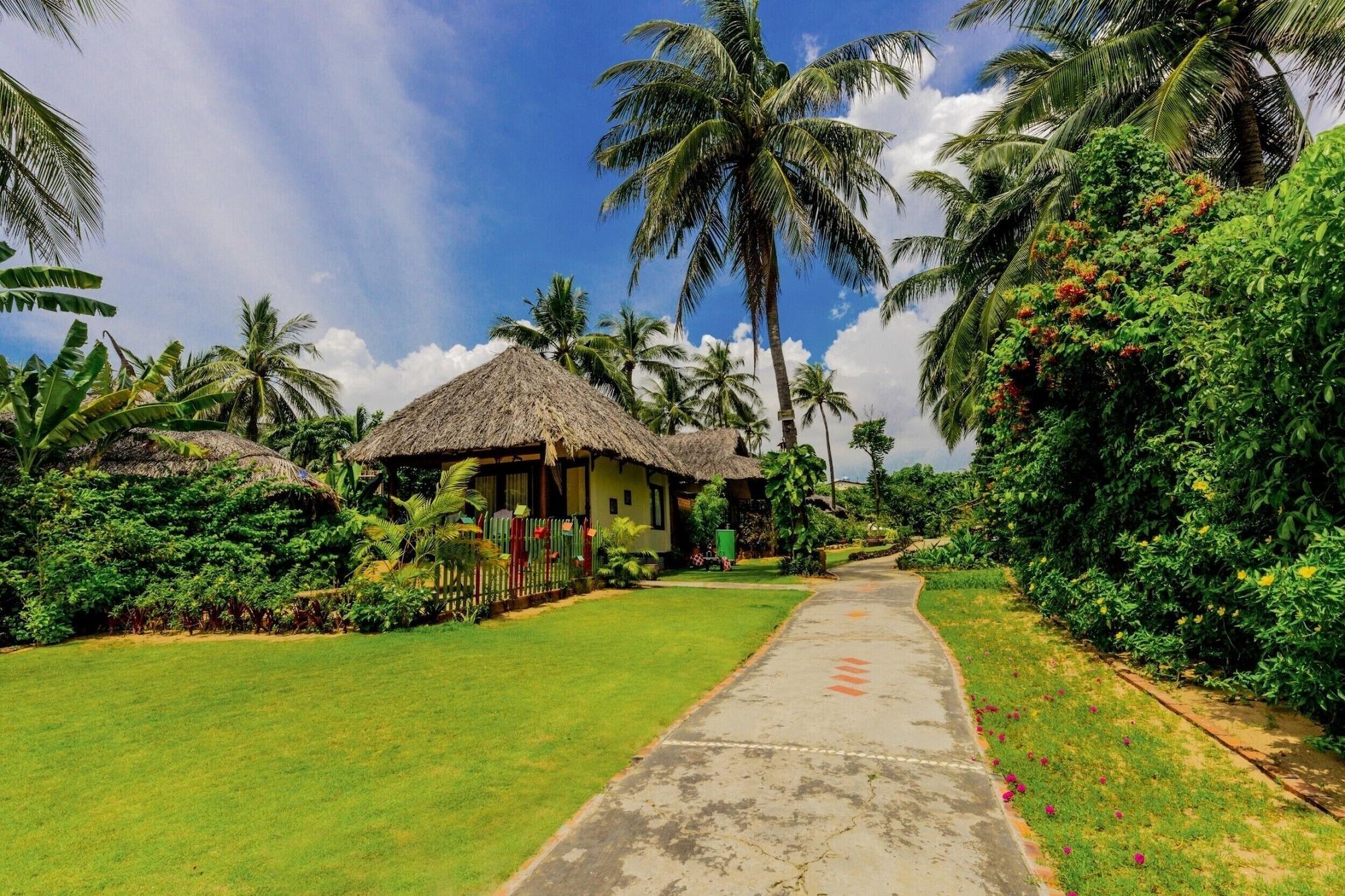 Bao Quynh Bungalow Hotel Phan Thiet Exterior photo