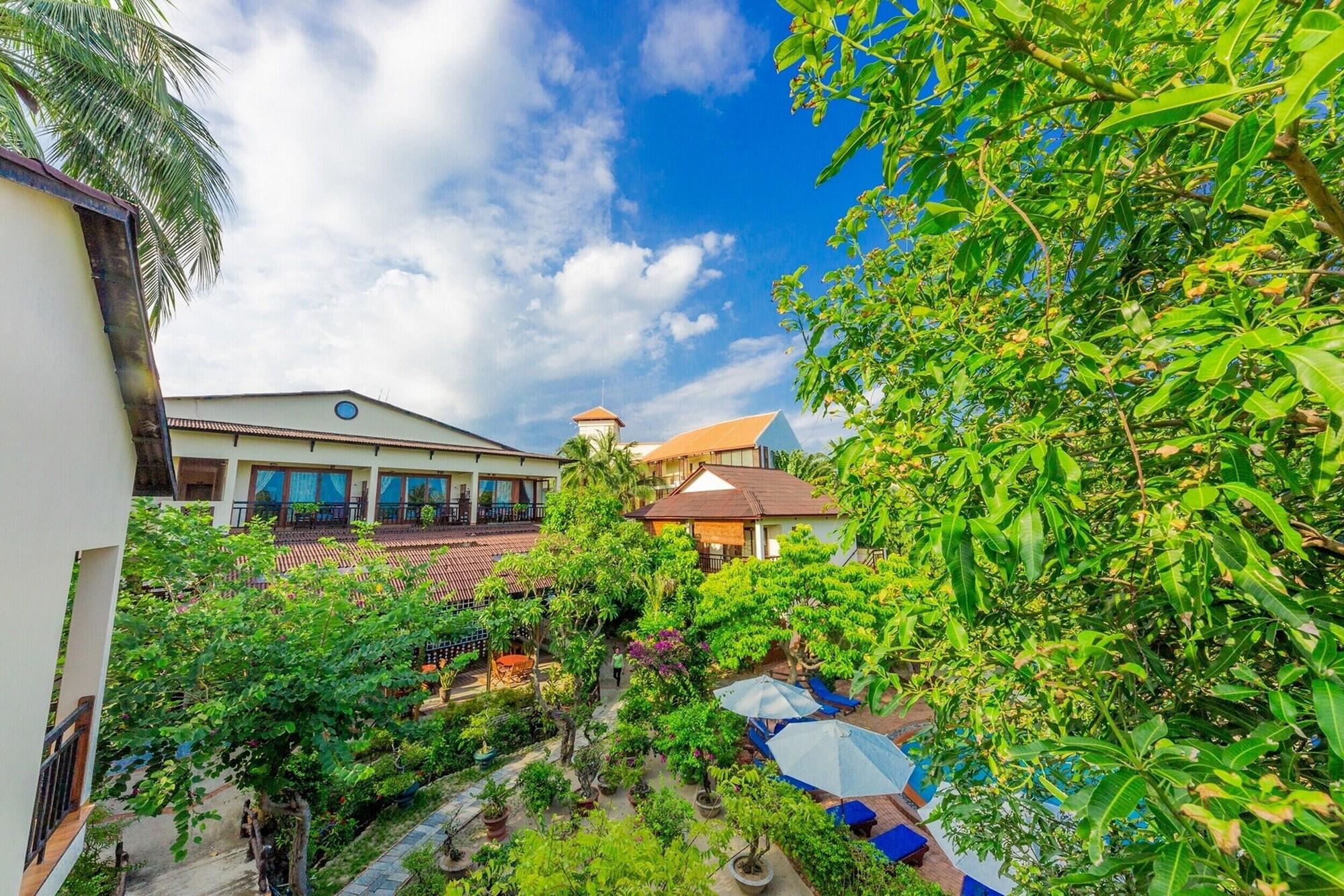 Bao Quynh Bungalow Hotel Phan Thiet Exterior photo